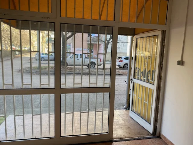 lokal na prodaju trebinje